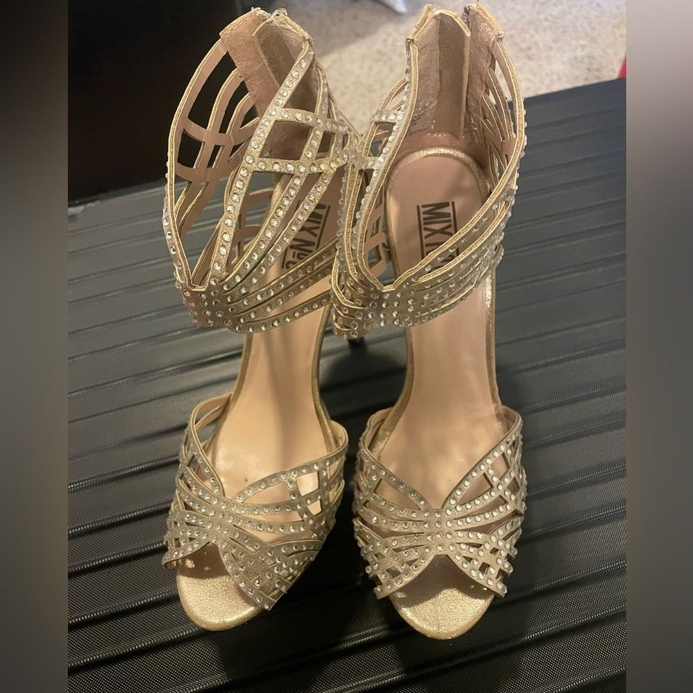 Mix No. 6 Gold Rhinestone Cage Platform Stiletto Heels Womens Size 8.5 Metallic